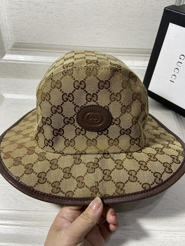 ブランド帽子背面デザイン